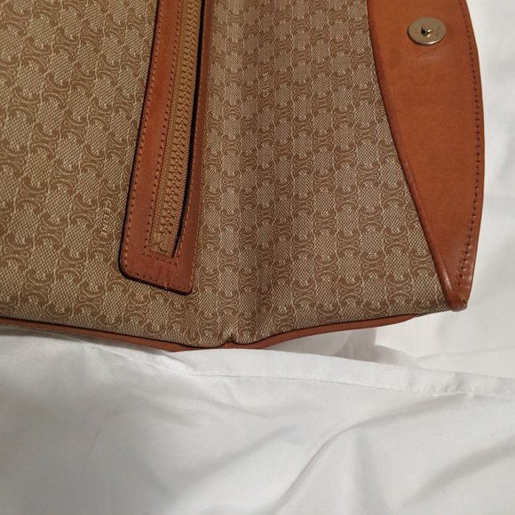 Celine Macadam Triomphe Clutch - Vintage - Picture 8 of 16